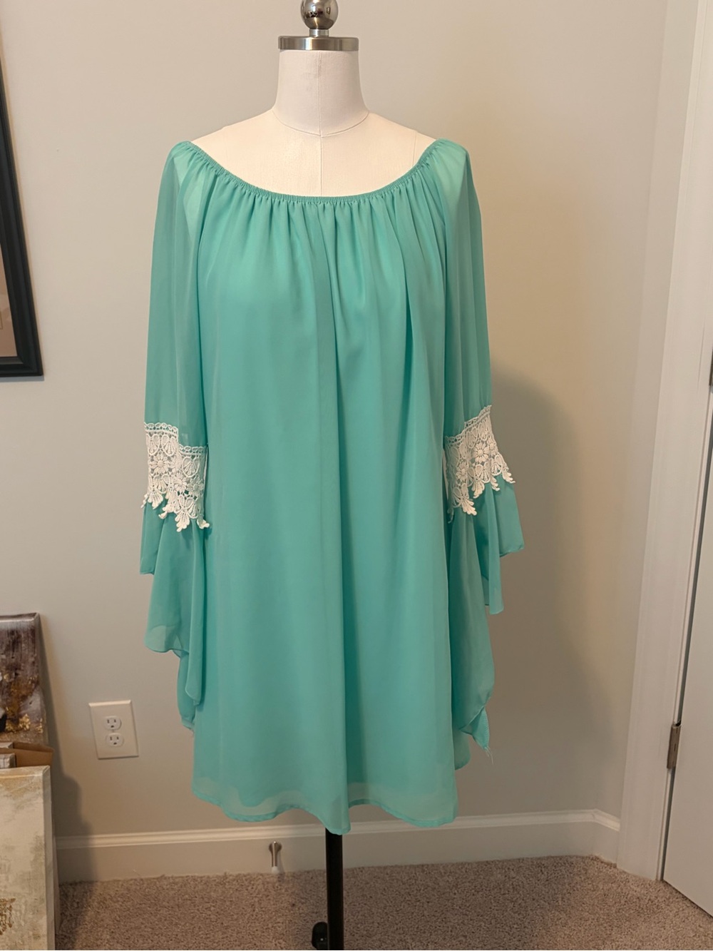 Honeyme Aqua Green Off-Shoulder Long Sleeve Chiffon Dress with White Lace Cuffs